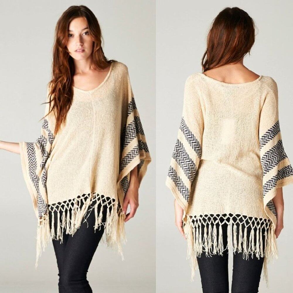 LOVE STITCH Women's chevron pattern fringe poncho sweater Size M